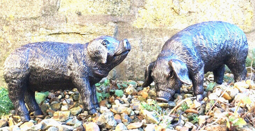 Bronze effect pig pair garden - effect,