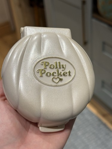 Vintage polly pocket wedding - polly,
