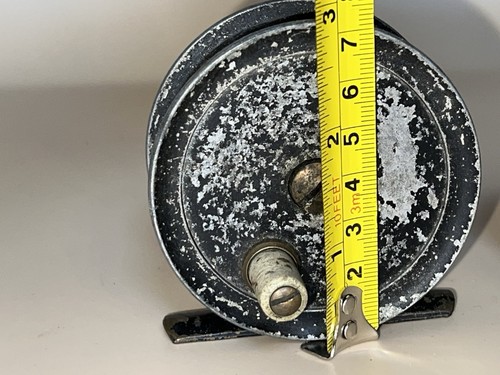 Fly fishing reel - fly,