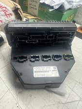 MERCEDES C CLASS FUSE BOX W204