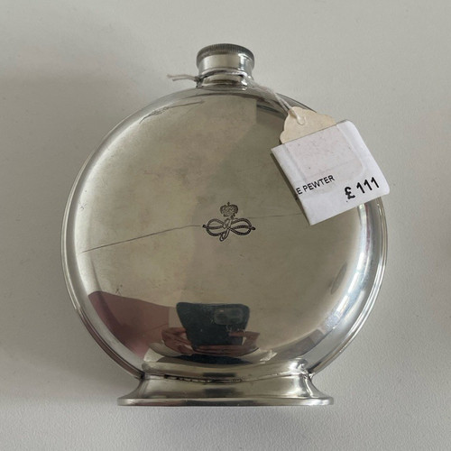 Pewter round hip flask for - round,
