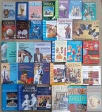 SELECTION OF BOOKS ON COLLECTING ANTIQUES & FIGURINES ETC.