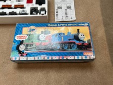 Hornby R9045 Thomas & Percy