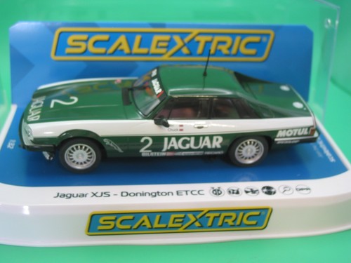 Scalextric c4254 jaguar s - c4254,