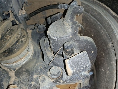 Front left brake caliper - left,