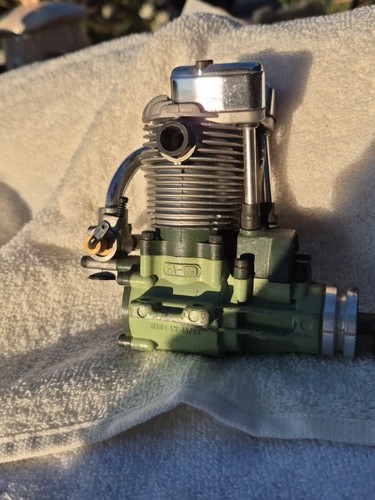 Saito 65 nitro engine - r/c,