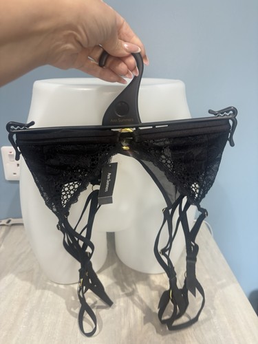 Ann summers compelling - ann,