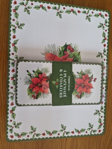Poinsettia and holly place - poinsettia,