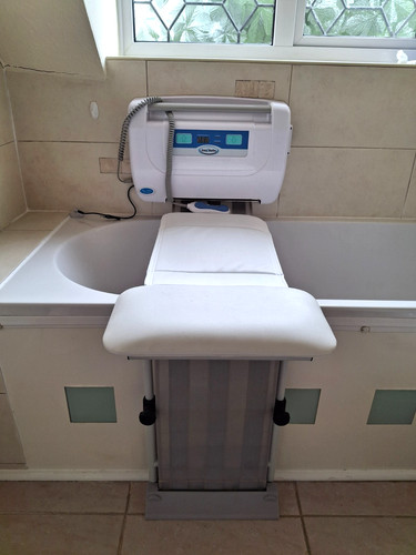 Easy2bathe bath lift unused - easy2bathe,
