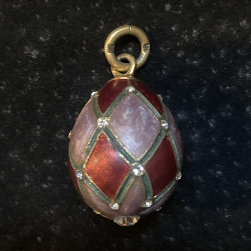 Exquisite guilloche enamel