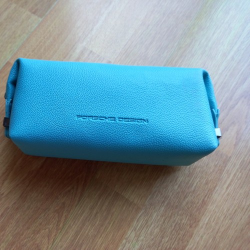 Porsche design travel - design, wash
