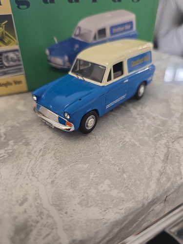 Vanguards scale ford - 1:43,
