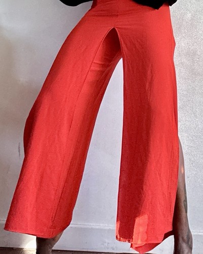 Bnwt zara red mid - rise, wide