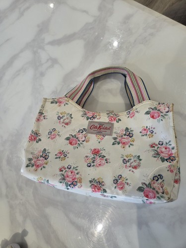 Cath kidston cream floral oil - cath,