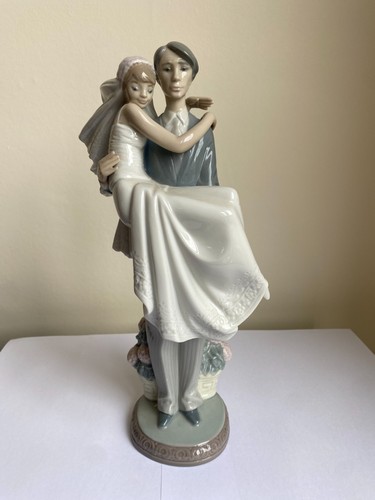 Lladro over the threshold - lladro,