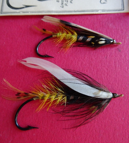 Early vintage artificial - 2x,