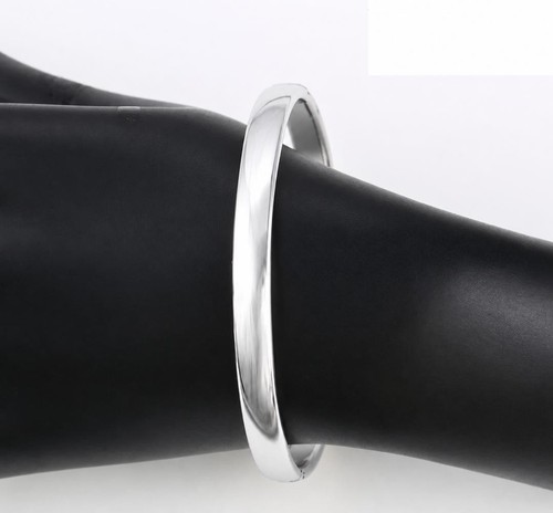 9ct white gold plated - 9k,