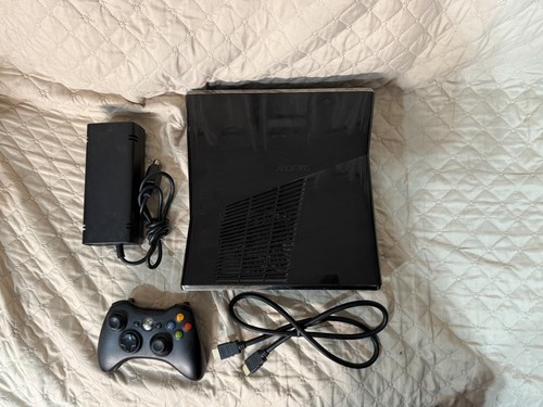 Xbox 360 black console - xbox, 250gb
