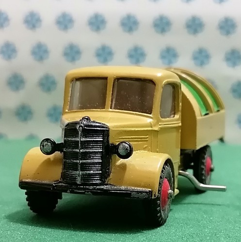 Bedford garbage truck - truck,