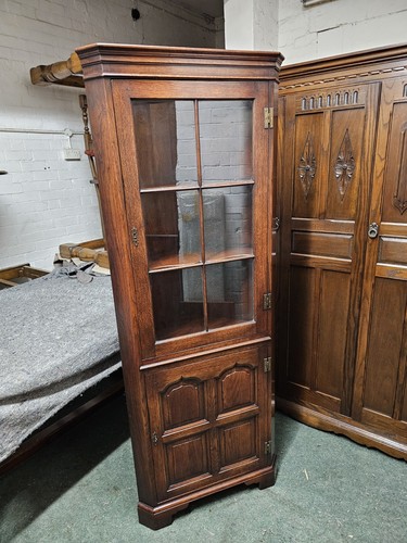 Antique reproduction oak - antique/reproduction,