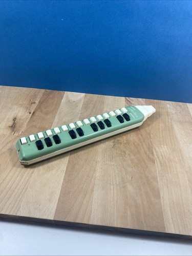 Antique melodica soprano - antique,