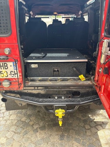 Land rover defender 110 - land,