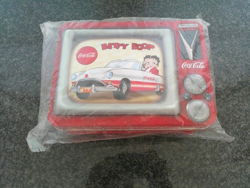 Vandor coca cola - vandor, betty