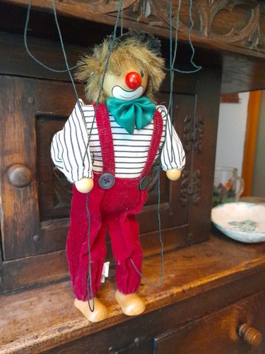 Two grove international clown - grove,