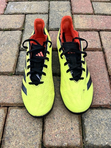 Boys adidas football trainers - football,