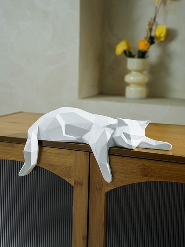 Modern geometric cat - cat, statue