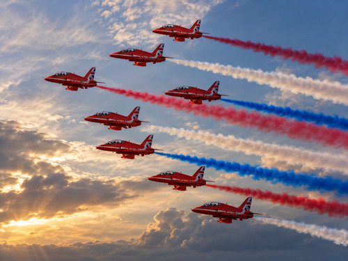 Red arrows raf plane photo - arrows,