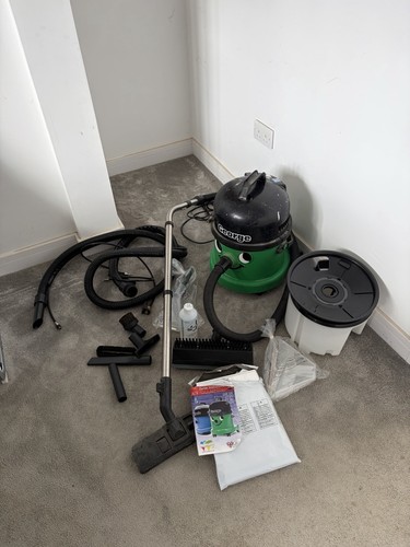 George gve370 numatic vaccum - george,