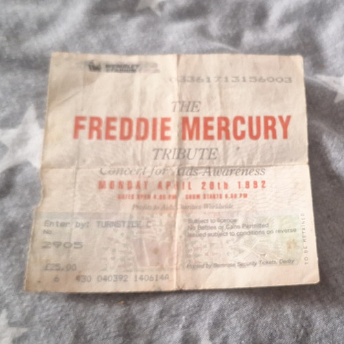 Queen freddie mercury tribute - mercury,