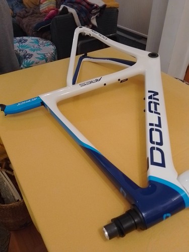Dolan ares framset - ares,