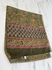 Viyella classic vintage ladies scarf rectangular green elegant  floral pattern