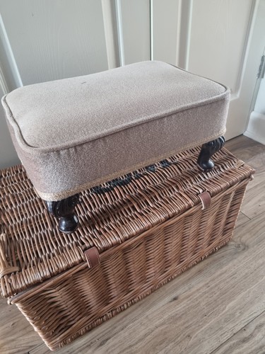Pretty little beige velvet - little,