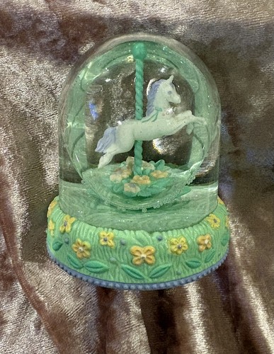Vintage avon mythical - avon, moments
