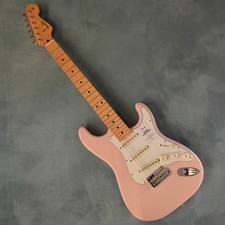 Fender Made in Japan Junior