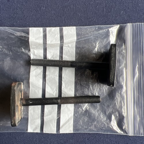 Thule track bolts - track,