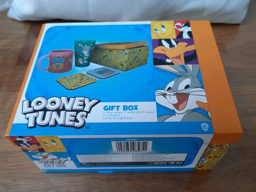 Boxed looney tunes - looney,