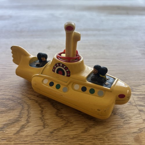 Corgi the beatles yellow - beatles,