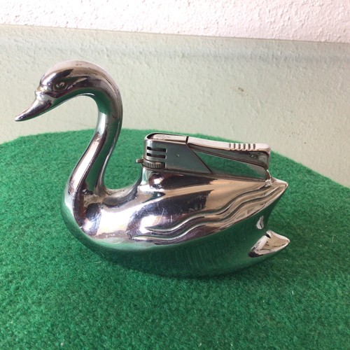 Rare unusual brass swan table - rare,