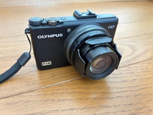 Olympus black compact - xz-1,