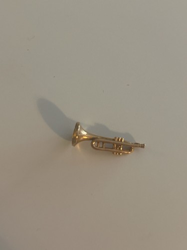 9ct trumpet charm yellow - trumpet,