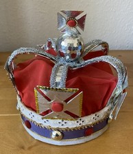 VINTAGE HANDMADE ROYAL CROWN JEWELS CHILD SIZE KING QUEEN PLAY OR FANCY DRESS