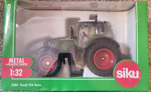 Diecast model tractor 32 - diecast,