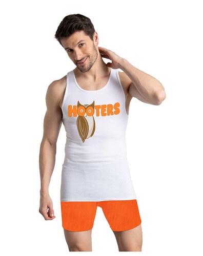 Adult mens hooters bar - hooters,