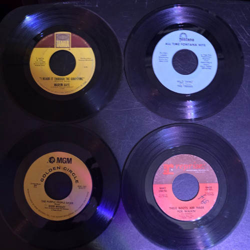 Bin lot 45s 7 - lot, 7'