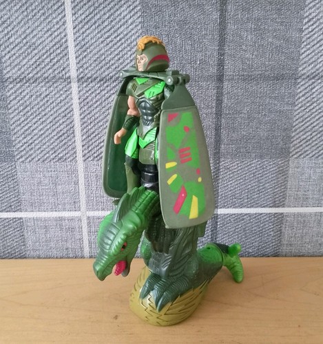 Rare vintage 1995 dragon flyz - rare,