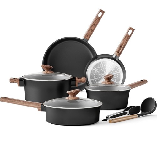 Kitchen academy pots and pans - kitchen,